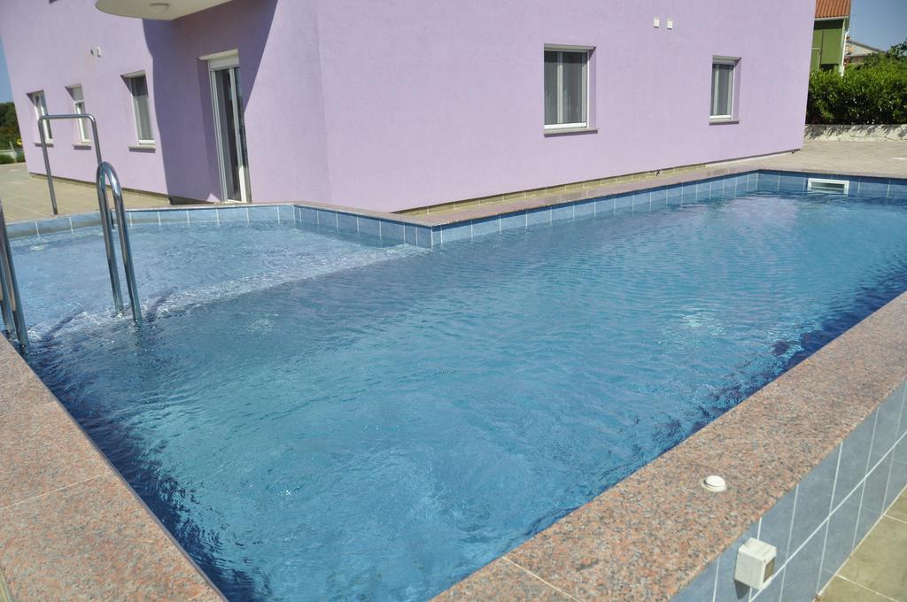 Vila In Lavanda Фажана Экстерьер фото