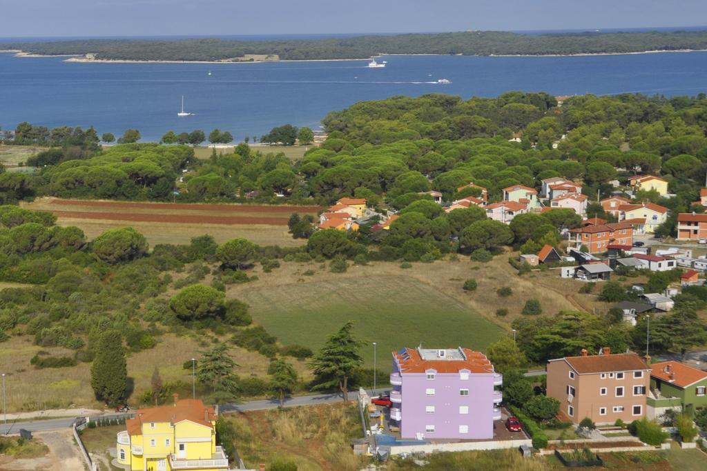 Vila In Lavanda Фажана Экстерьер фото